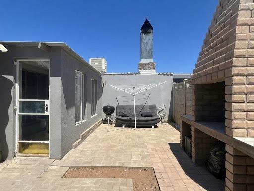 1 Bedroom Property for Sale in Flora Park Northern Cape